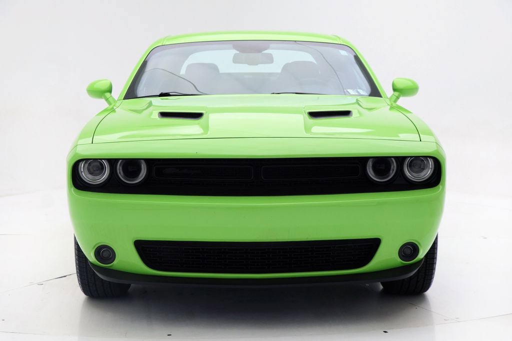Used 2023 Dodge Challenger SXT w/ Blacktop Package image 4
