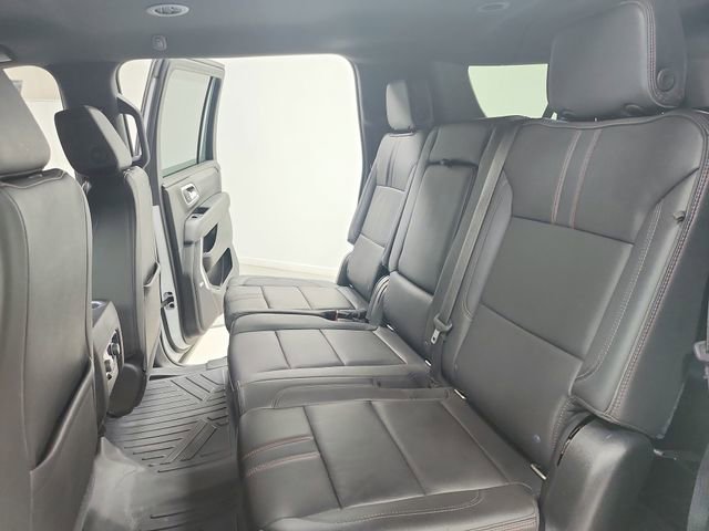 Used 2021 Chevrolet Suburban RST RWD image 37