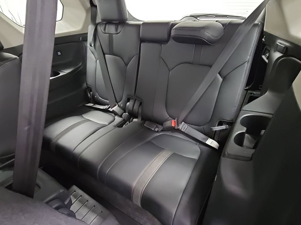 Used 2023 Honda Pilot EX-L image 32