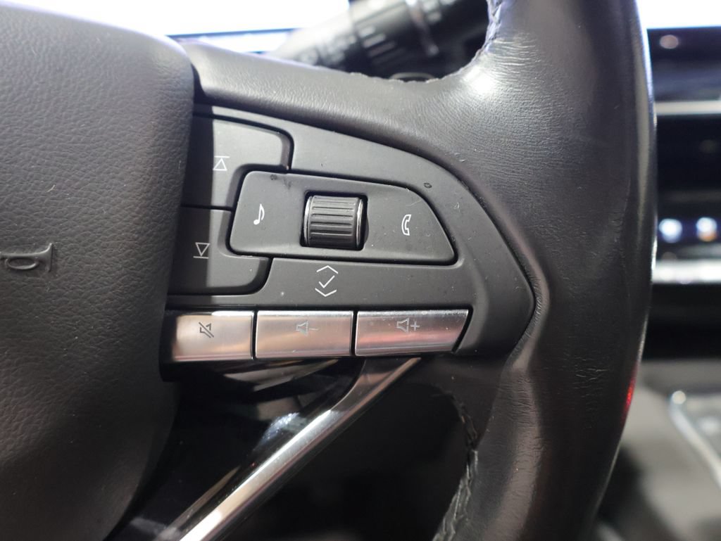 Used 2023 Cadillac Escalade Sport w/ Touring Package AWD/4WD image 44
