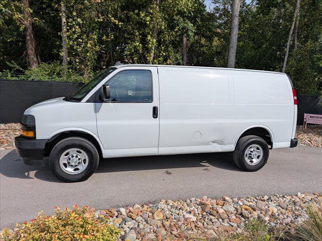 Used 2023 Chevrolet Express 2500 w/ Driver Convenience Package RWD image 2