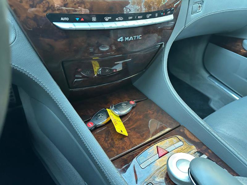 Used 2010 Mercedes-Benz CL 550 4MATIC w/ Sport Pkg image 33