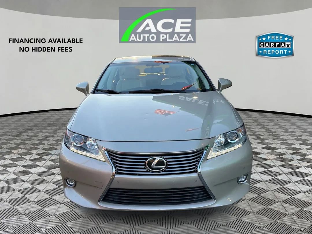 Used 2014 Lexus ES 350 w/ Luxury Package image 3
