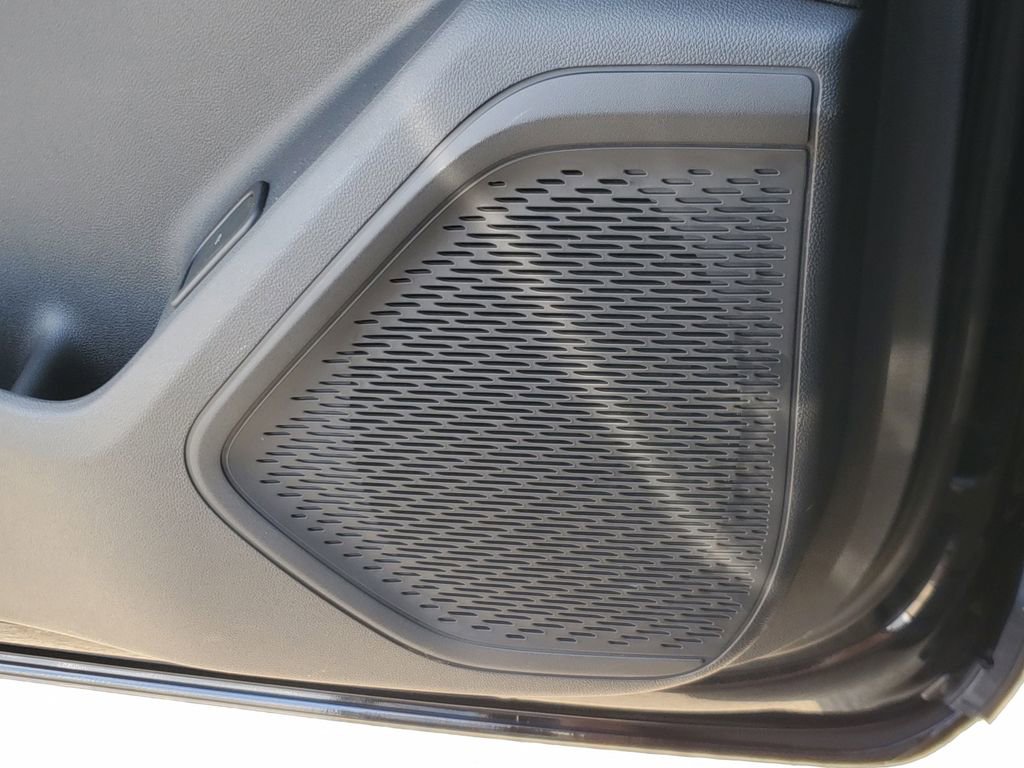 New 2026 Chevrolet Traverse LT w/ Driver Confidence Package image 30