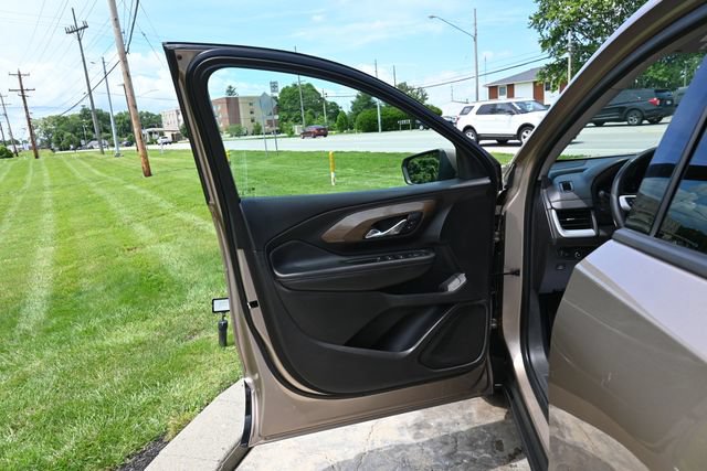 Used 2018 GMC Terrain SLE w/ Driver Convenience Package AWD/4WD image 26