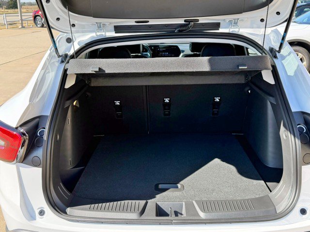 New 2026 Chevrolet Trax LT w/ Driver Confidence Package image 19