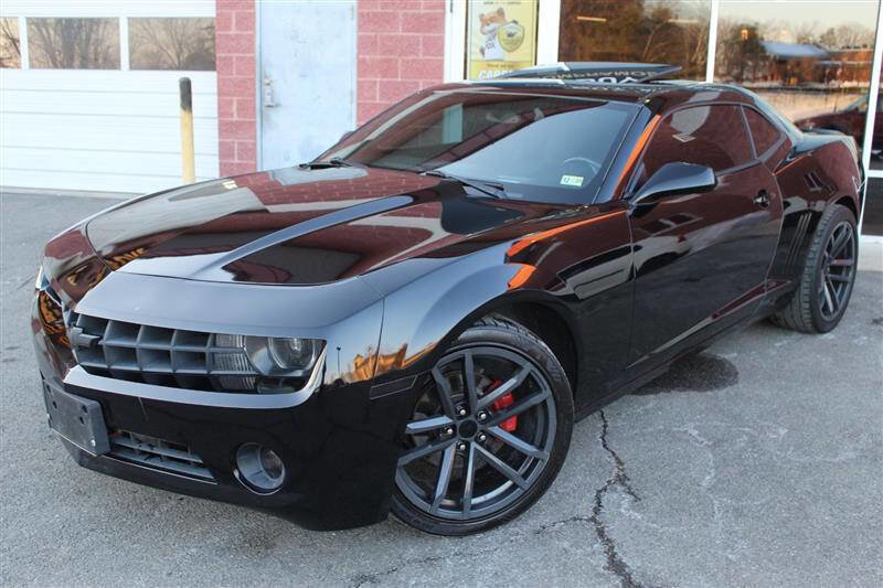 Used 2013 Chevrolet Camaro LT w/ RS Package image 2
