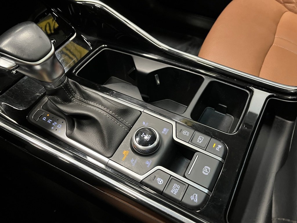 Used 2022 Kia Sorento SX Prestige w/ Rust Color Package image 7