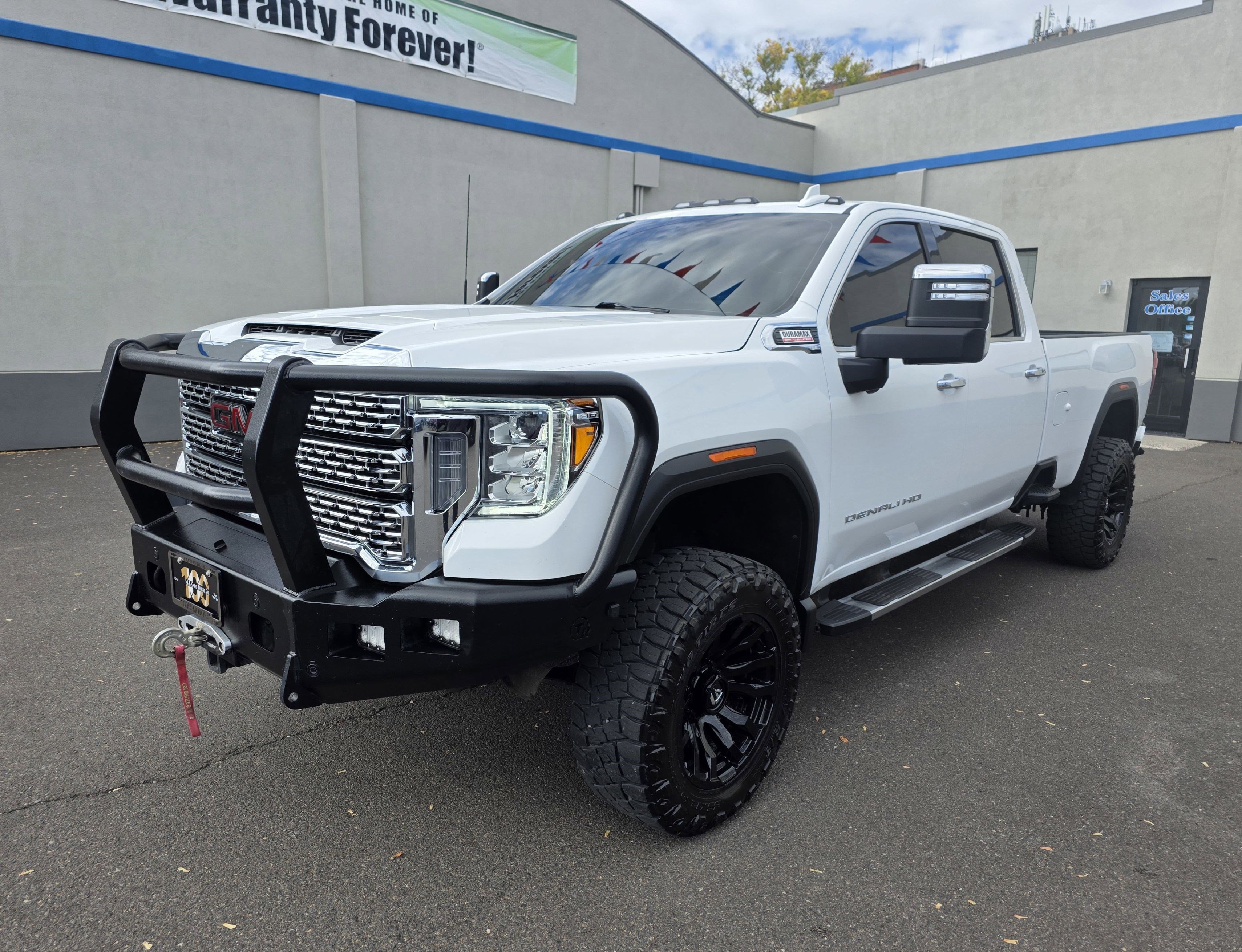 Used 2022 GMC Sierra 3500 Denali w/ Denali Ultimate Package image 4