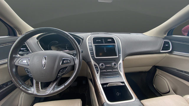 Used 2016 Lincoln MKX Reserve w/ Driver Assistance Package AWD/4WD image 11
