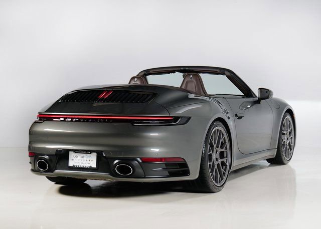 Used 2021 Porsche 911 Carrera S image 2