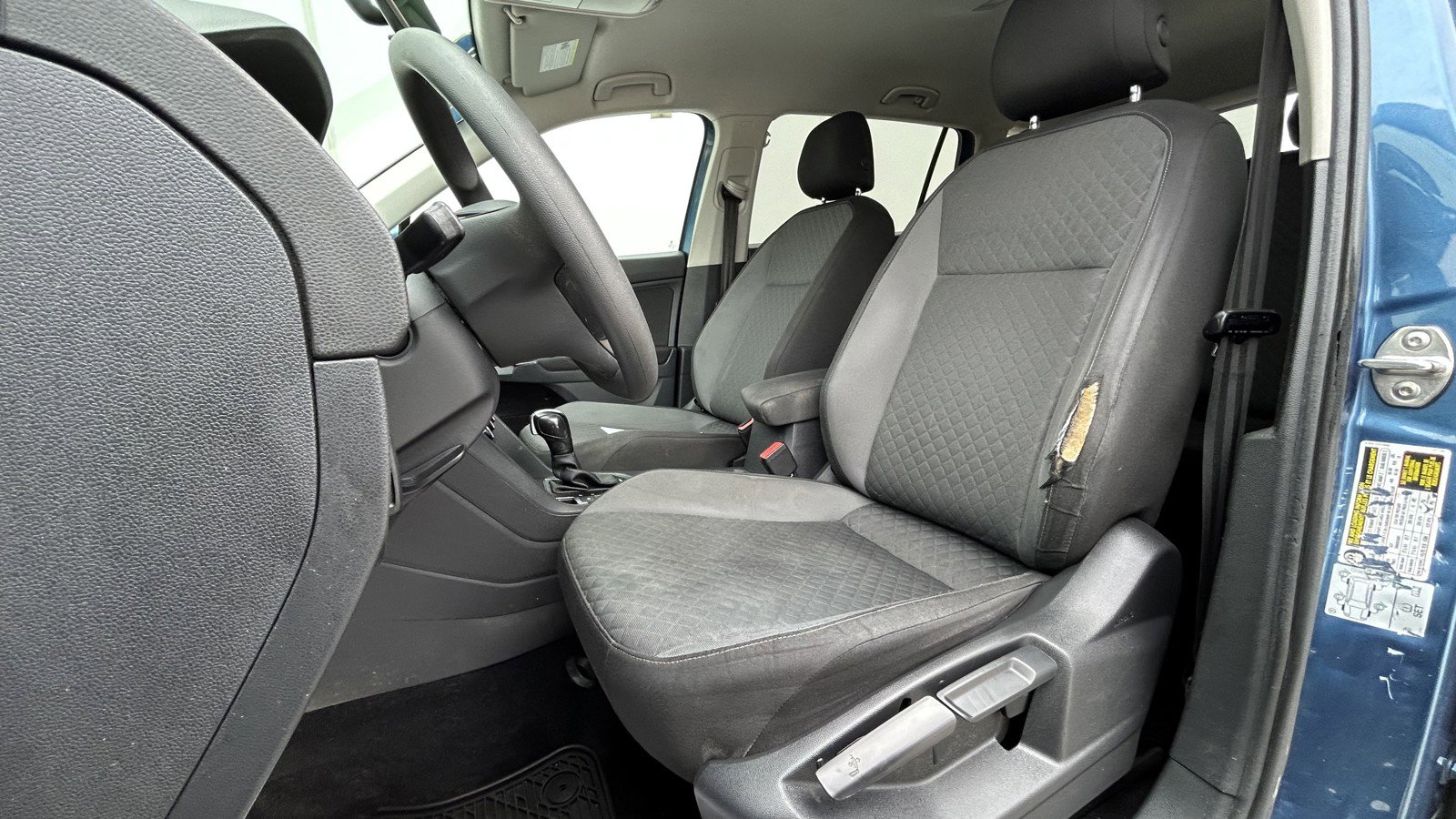 Used 2018 Volkswagen Tiguan S image 11