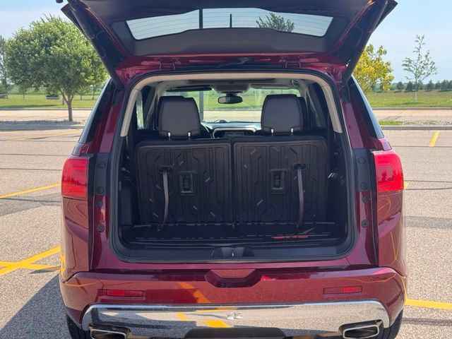 Used 2017 GMC Acadia Denali w/ Technology Package AWD/4WD image 36