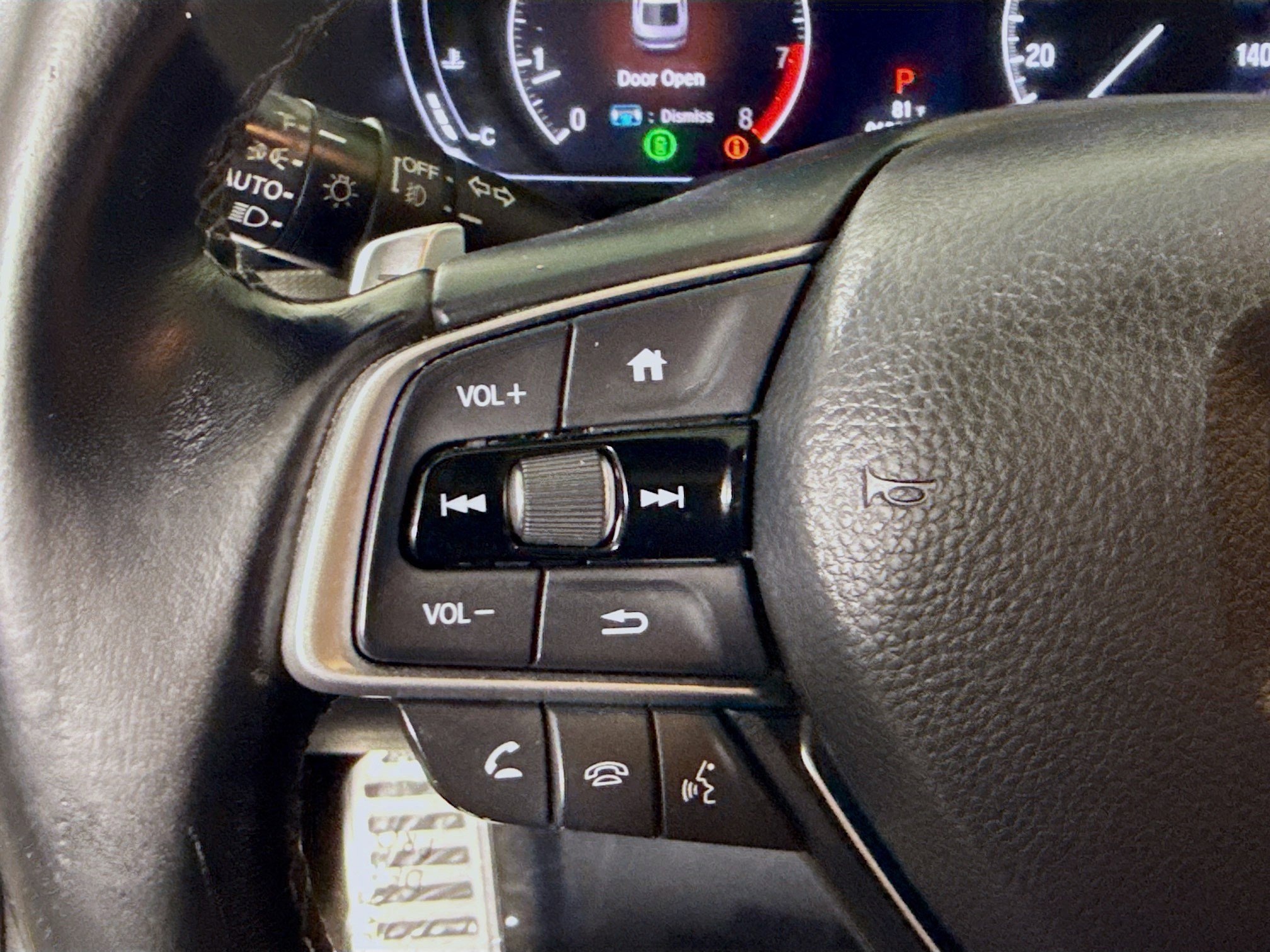 Used 2018 Honda Accord Sport image 14