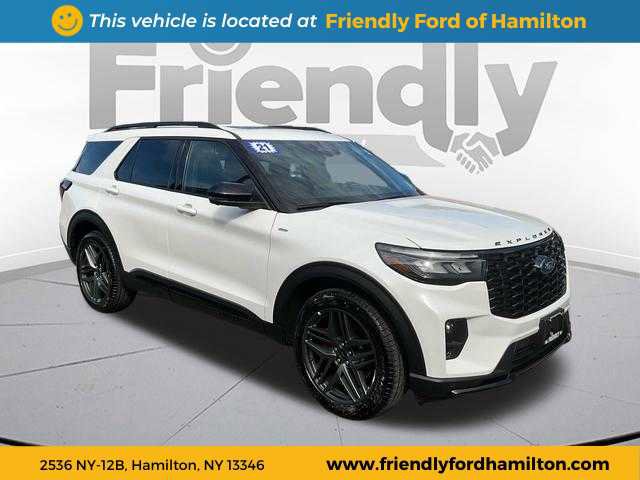 Used 2025 Ford Explorer ST-Line w/ Premium Package image 8