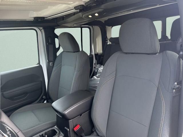 New 2026 Jeep Gladiator Sport image 25