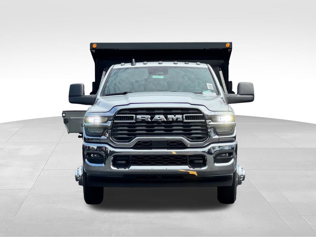 New 2026 RAM 3500 Tradesman w/ Chrome Appearance Group A AWD/4WD video 2