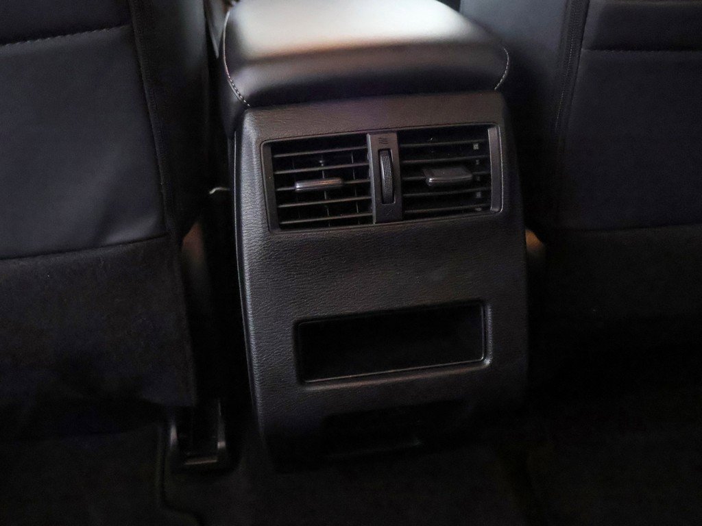 Used 2024 Mitsubishi Outlander SE Black Edition image 51