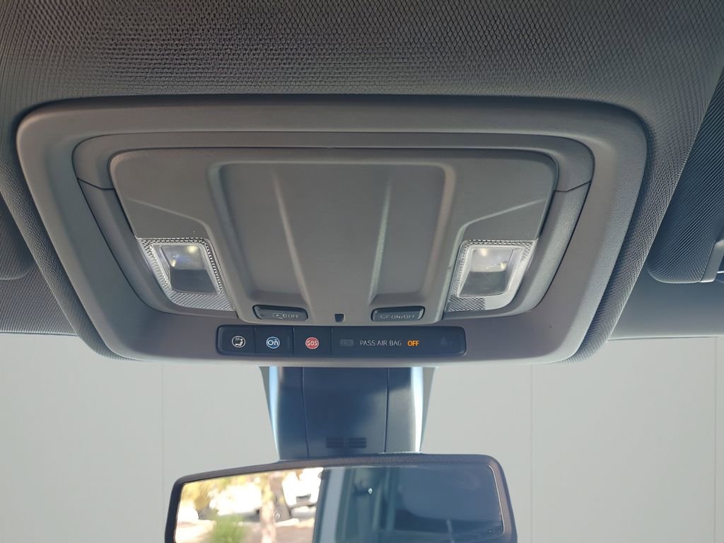 Used 2023 Chevrolet Silverado 2500 Custom w/ Custom Value Package image 40