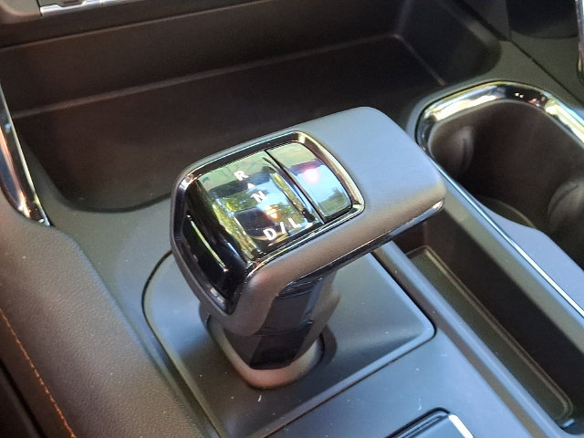 Used 2024 GMC Sierra 1500 AT4 w/ Technology Package AWD/4WD image 14