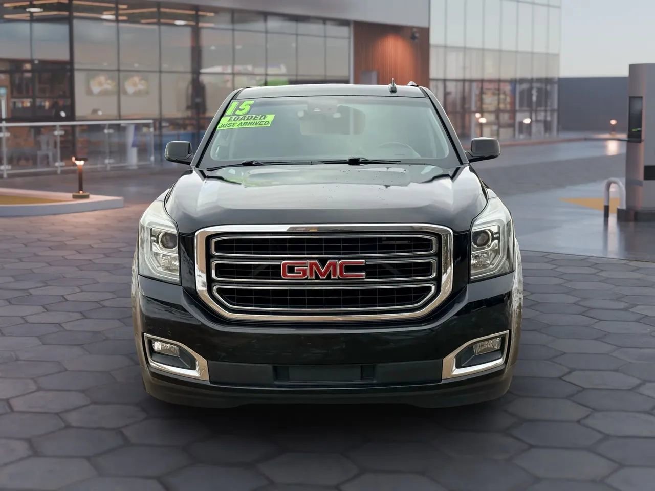 Used 2015 GMC Yukon SLT w/ Open Road Package image 2