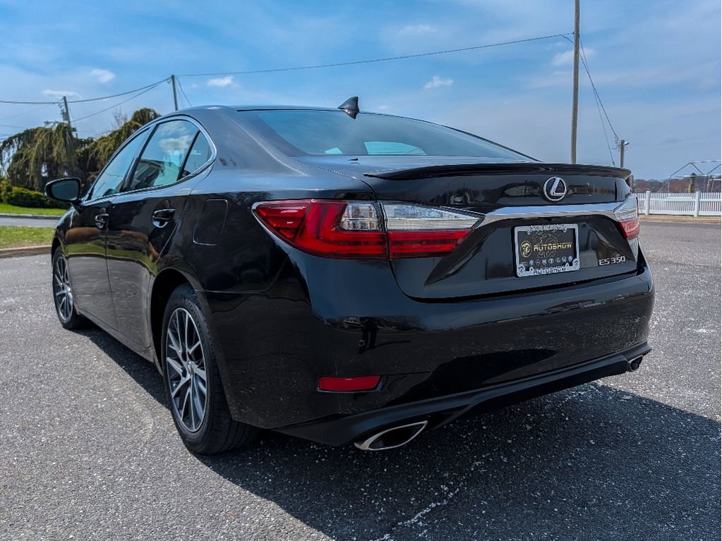 Used 2017 Lexus ES 350 w/ Luxury Package image 7