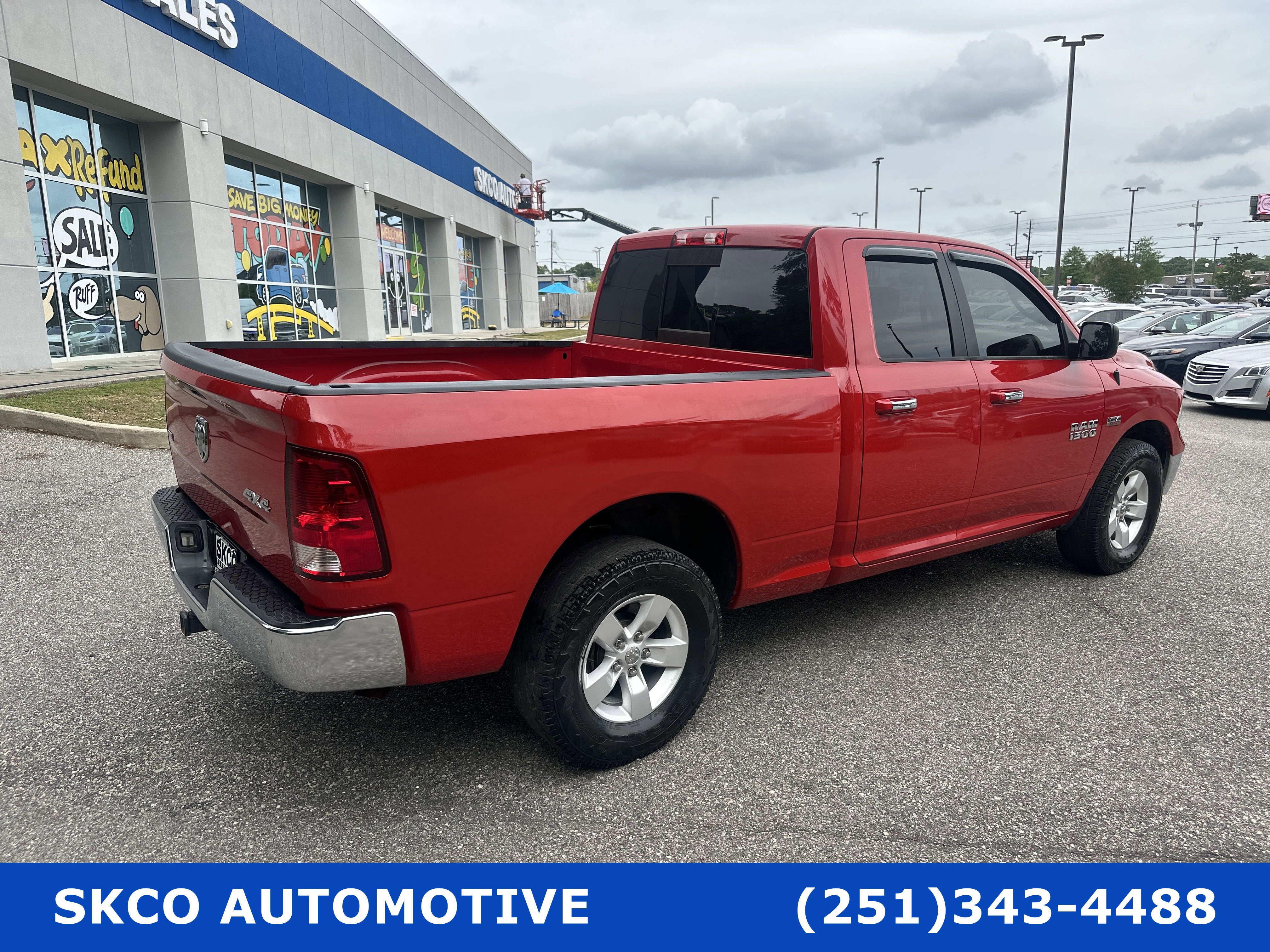 Used 2017 RAM 1500 Classic SLT image 5