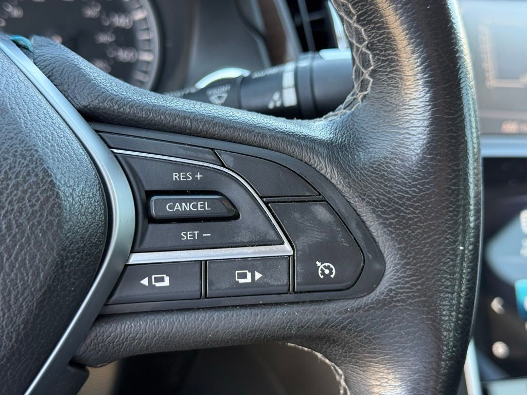 Used 2018 INFINITI Q50 Luxe w/ Essential Package (3.0T Luxe) image 13