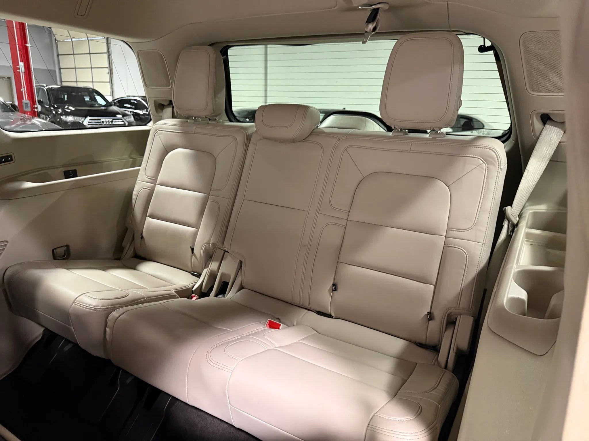 Used 2020 Lincoln Navigator Reserve w/ Luxury Package image 80