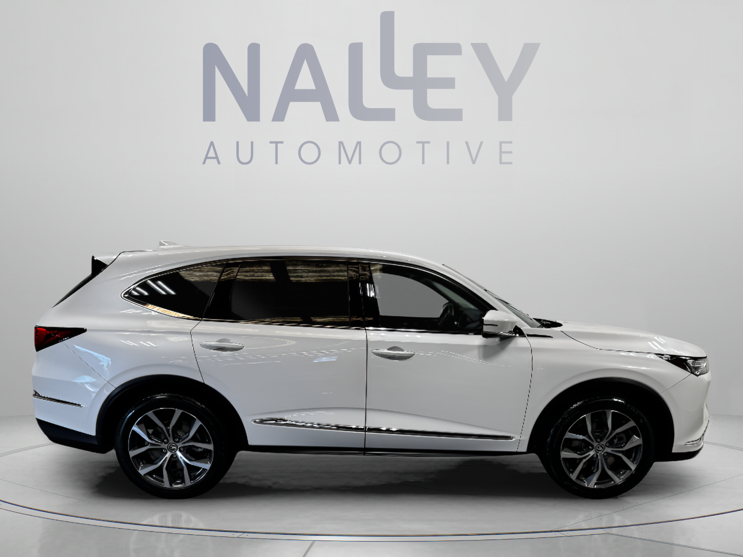 Certified 2023 Acura MDX w/ Technology Package AWD/4WD image 6