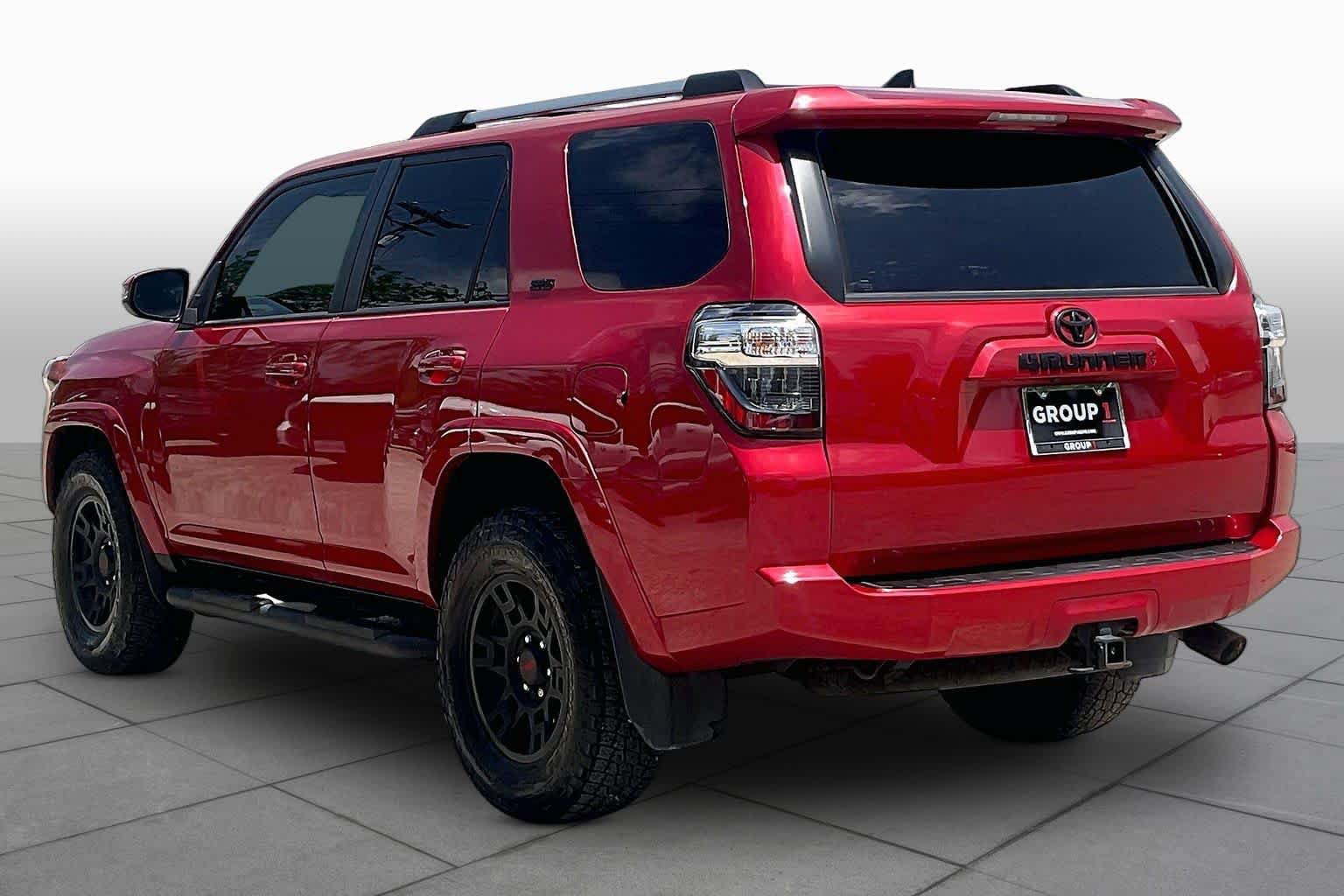 Used 2023 Toyota 4Runner SR5 Premium w/ Moonroof Package RWD image 12