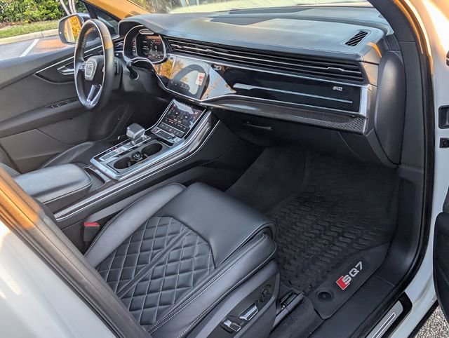 Used 2021 Audi SQ7 Premium Plus w/ Driver Assistance Package image 13