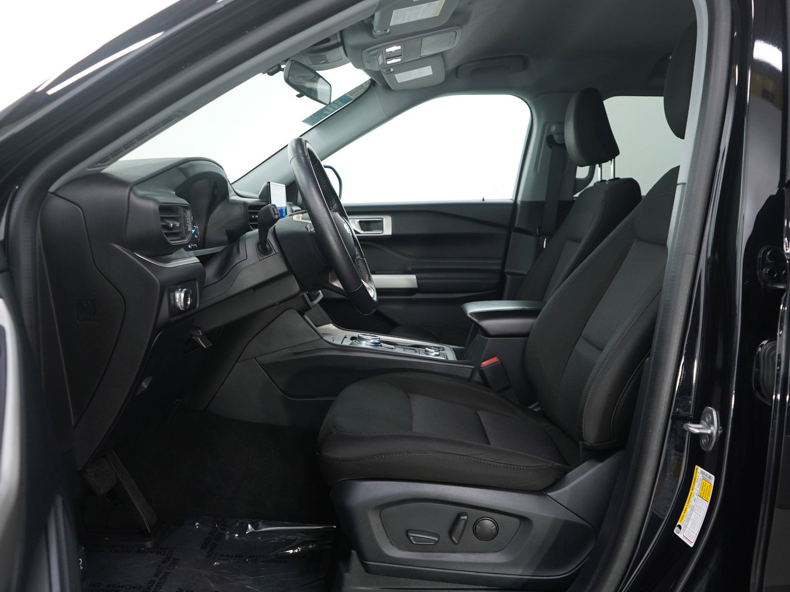 Used 2022 Ford Explorer XLT w/ Class IV Trailer Tow Package image 25