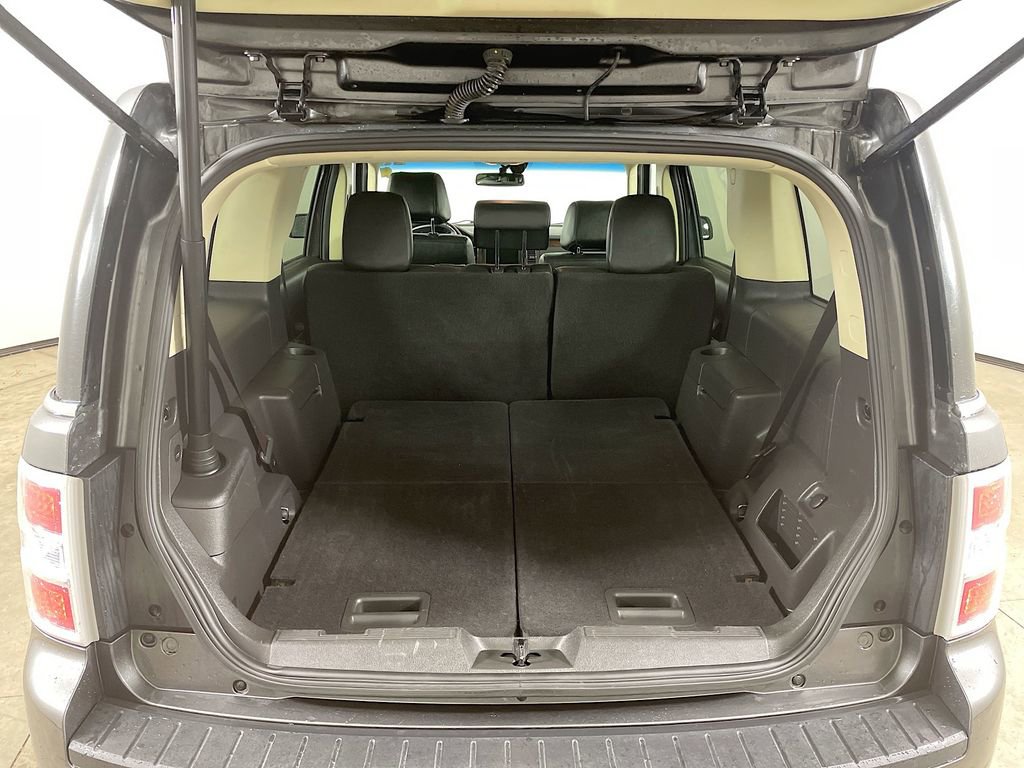 Used 2018 Ford Flex Limited image 28