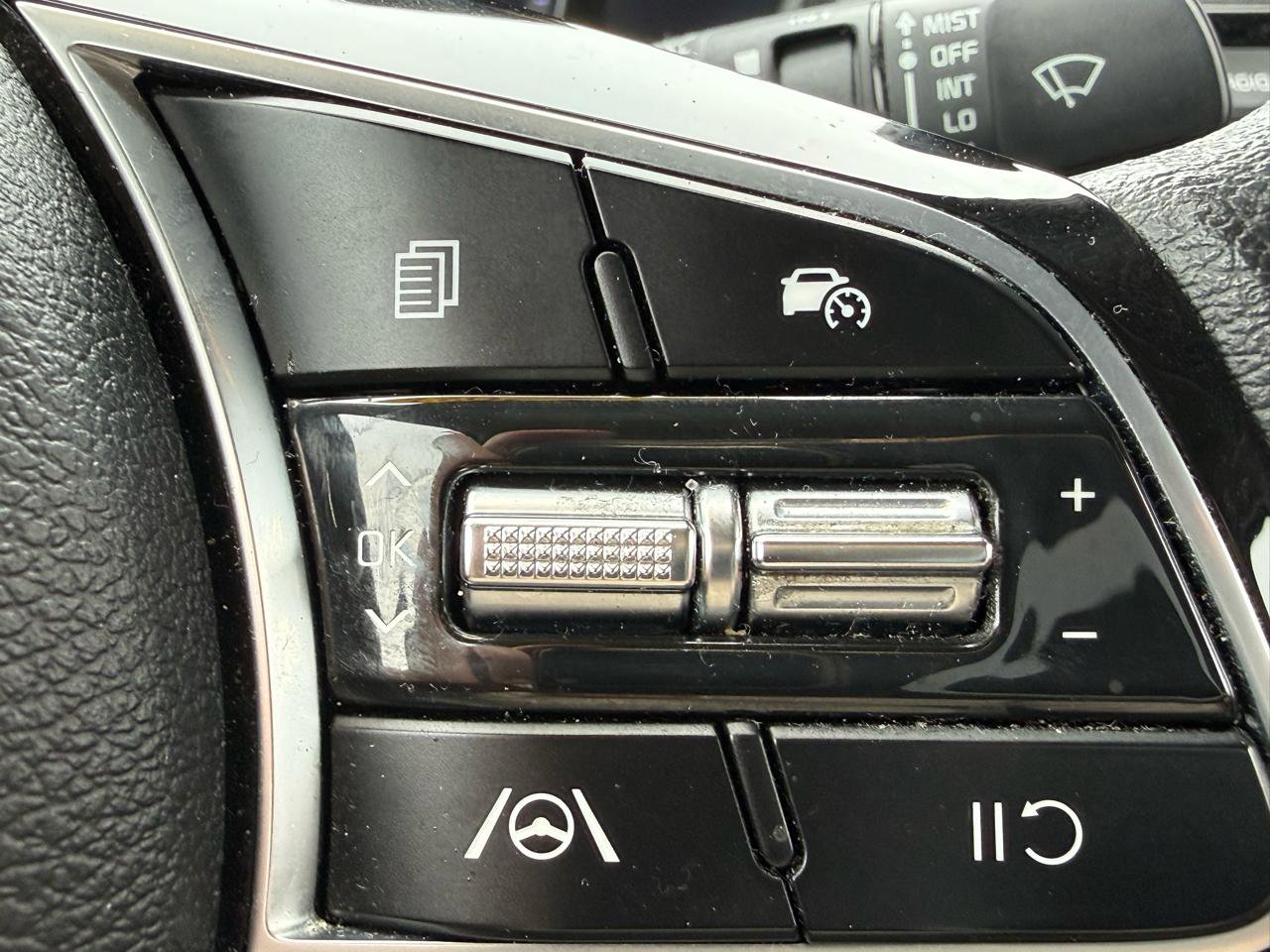 Used 2022 Kia Forte LXS FWD image 14