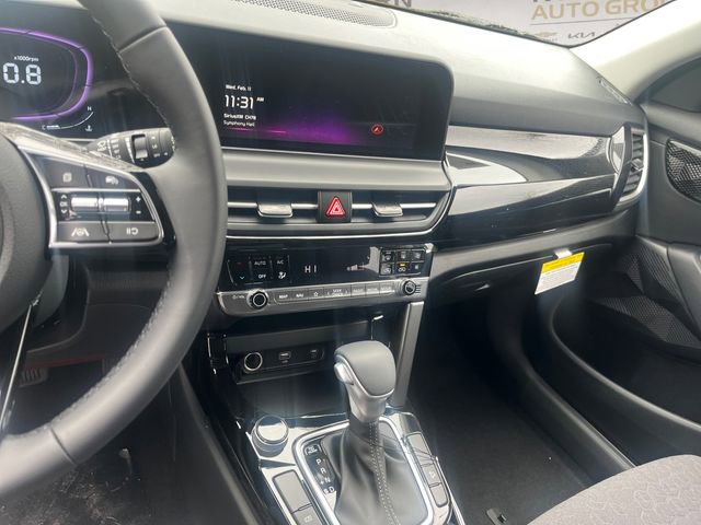 New 2026 Kia Seltos S FWD image 11