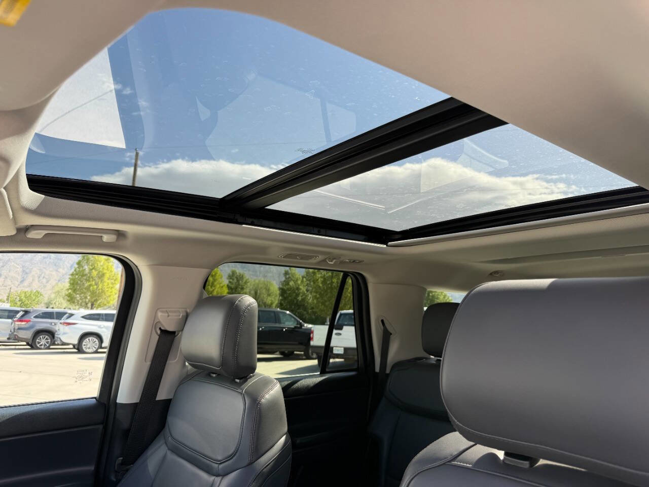 Used 2025 Ford Expedition Max Active image 10