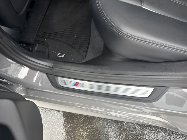Used 2022 BMW 540i xDrive w/ Executive Package image 19
