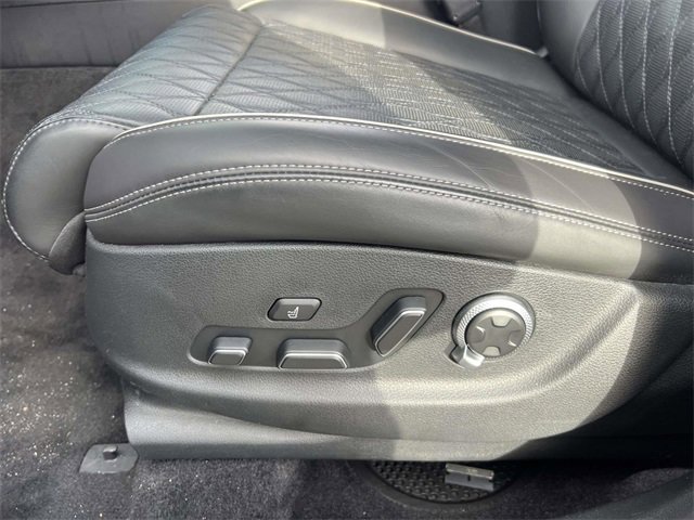 Used 2025 Genesis GV70 3.5T Sport w/ Sport Advanced Package image 19