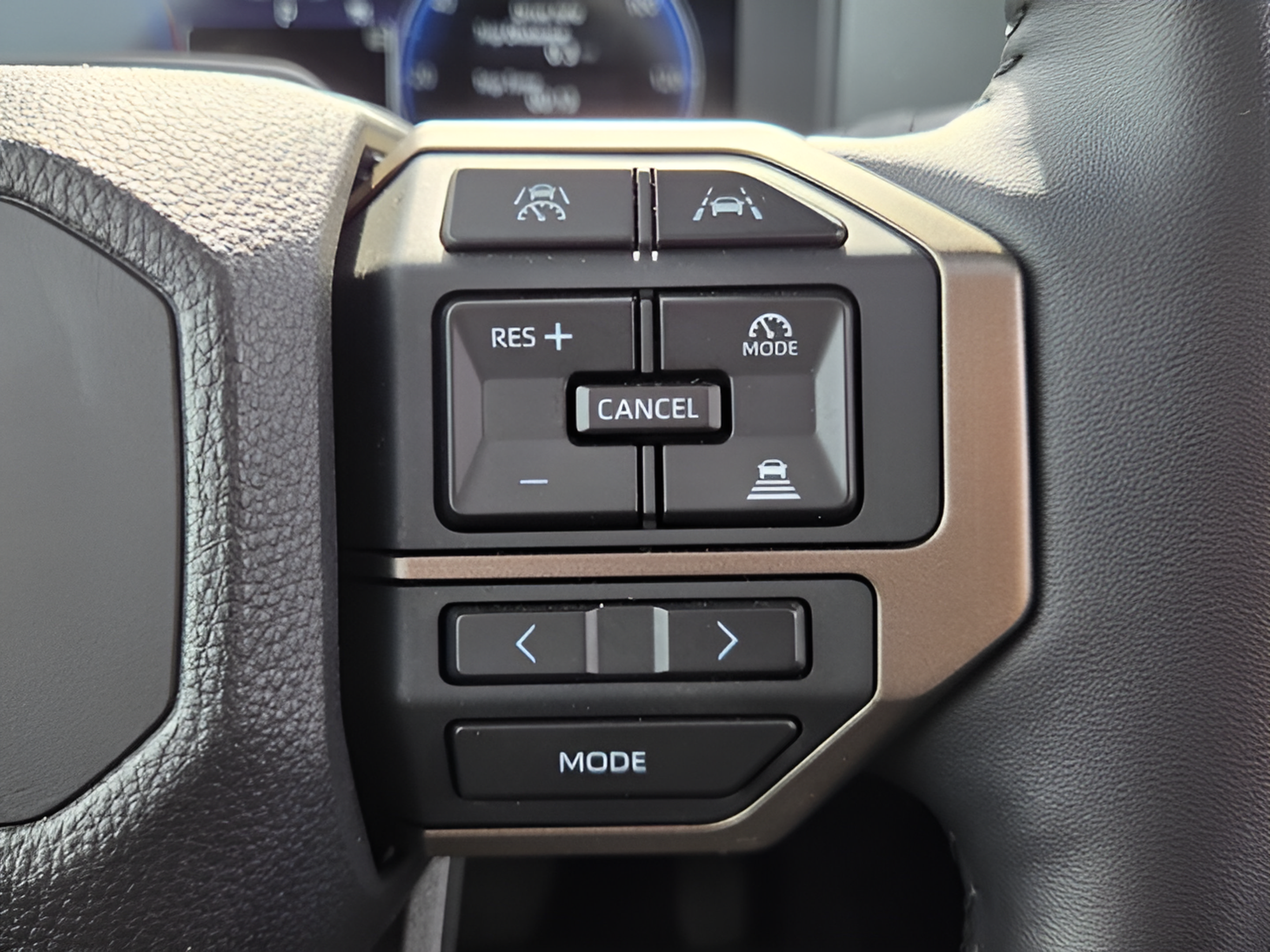 Used 2025 Toyota Land Cruiser w/ Premium Package AWD/4WD image 33