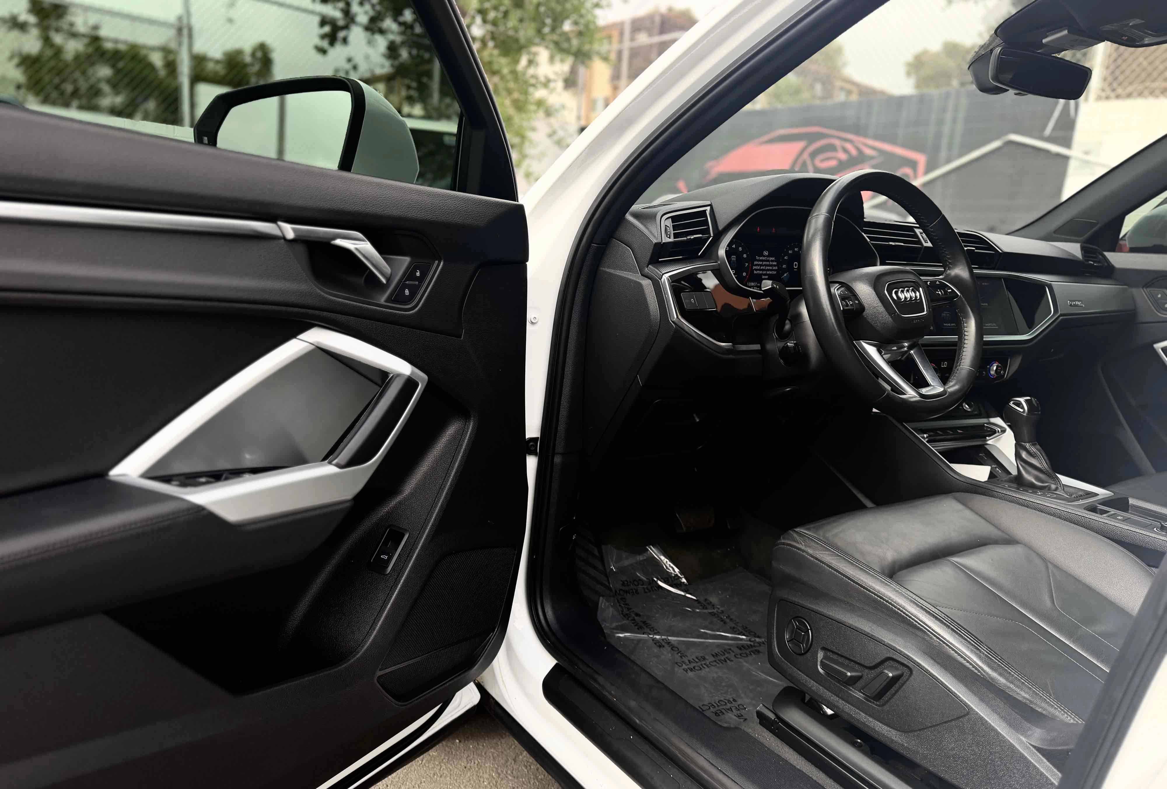 Used 2020 Audi Q3 2.0T Premium AWD/4WD image 18