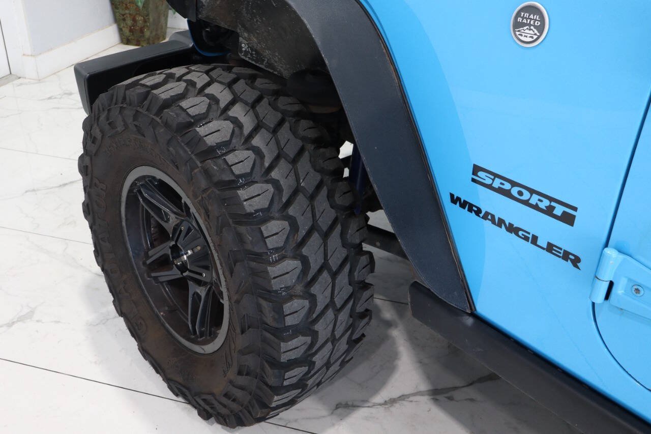Used 2017 Jeep Wrangler Sport AWD/4WD image 22