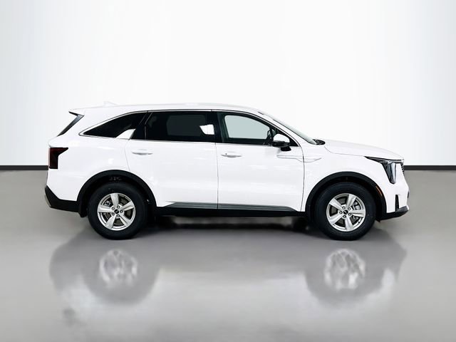 New 2026 Kia Sorento LX image 8