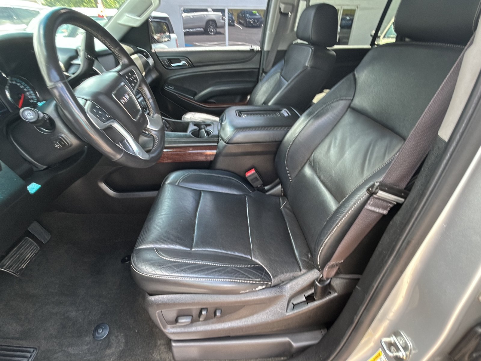 Used 2017 GMC Yukon SLT AWD/4WD image 20