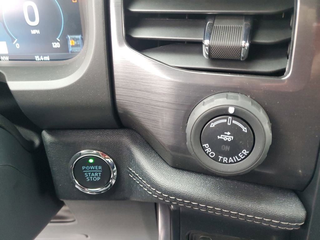 New 2025 Ford F150 Lightning Flash image 31