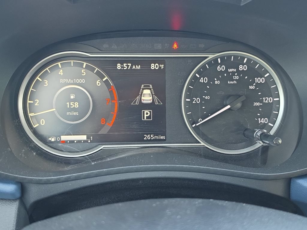 Used 2025 Nissan Versa SV w/ Trunk Package FWD image 18