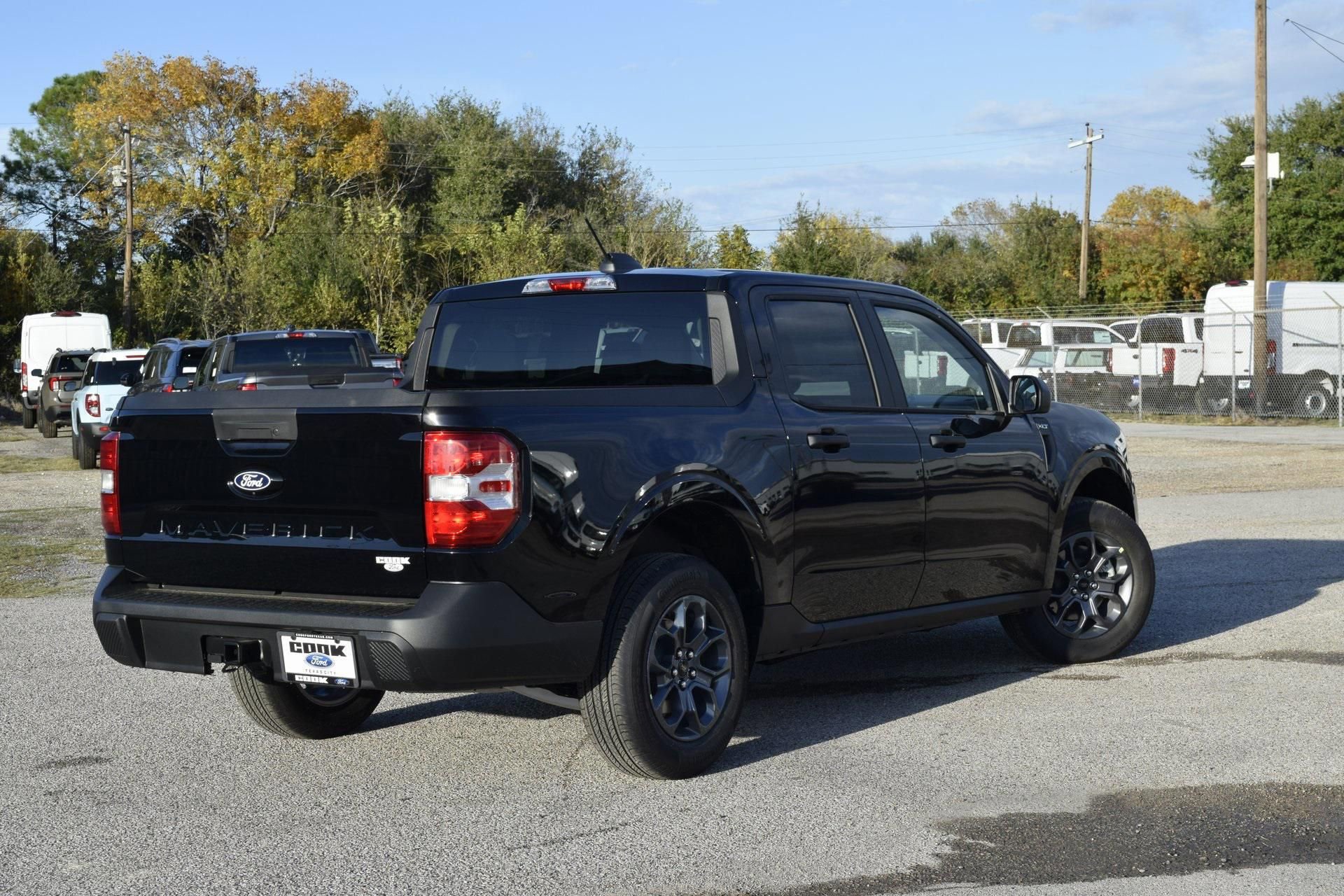 New 2026 Ford Maverick XLT image 6