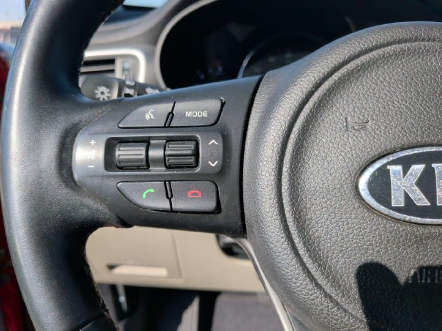 Used 2017 Kia Sorento FWD w/ LX Convenience Package image 16