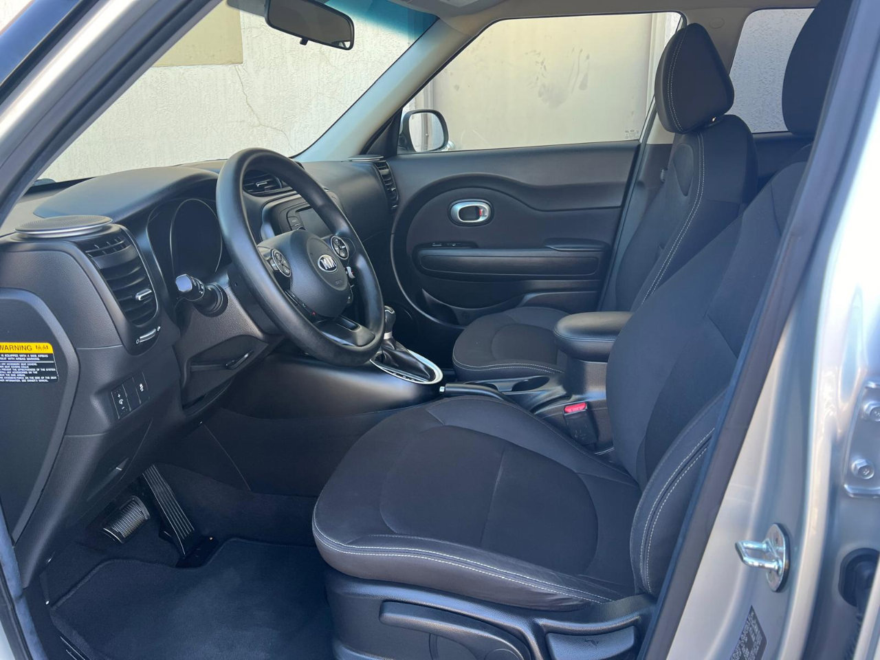 Used 2017 Kia Soul LX 4D Wagon at image 20