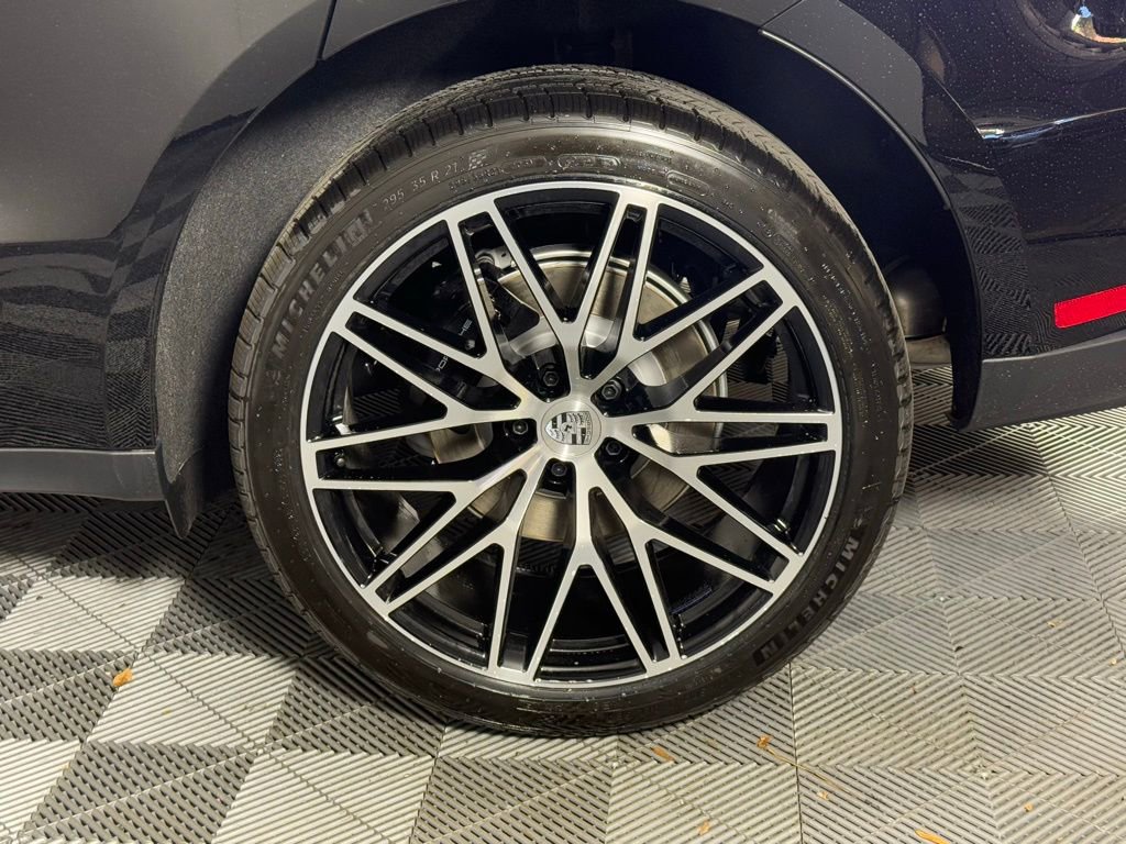 New 2026 Porsche Macan Turbo image 12